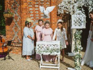 8 White Doves
